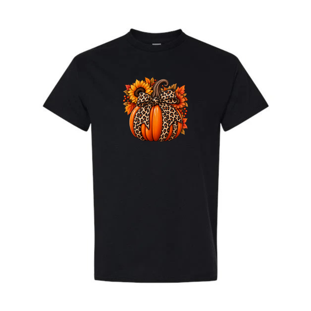 Leopard Pumpkin With Bow design on black short sleeve tee